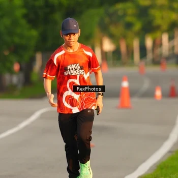 Runner Photo 8005027