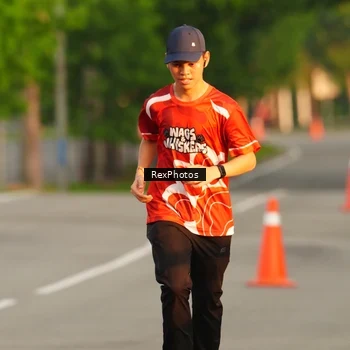 Runner Photo 8005033