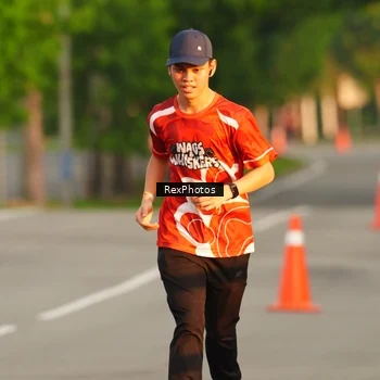 Runner Photo 8005034