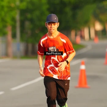Runner Photo 8005035