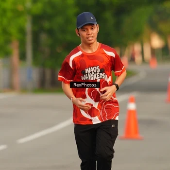 Runner Photo 8005038