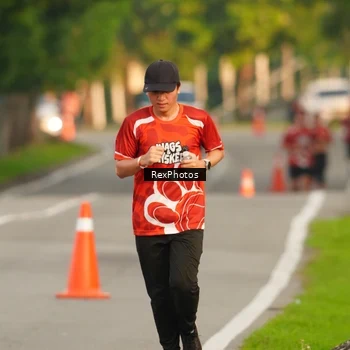 Runner Photo 8005062
