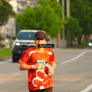 Runner Photo 8005069