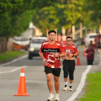 Runner Photo 8005079