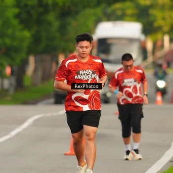 Runner Photo 8005082