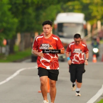 Runner Photo 8005083