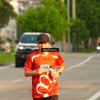 Runner Photo 8005084