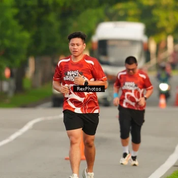 Runner Photo 8005085