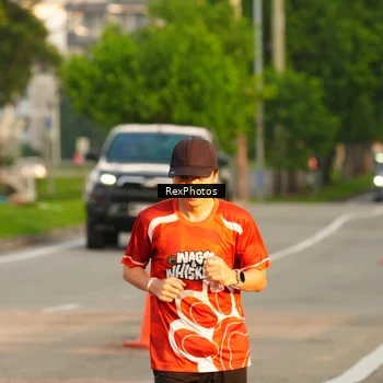 Runner Photo 8005090