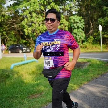 Runner Photo 8005103