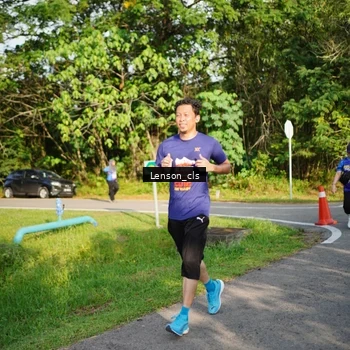 Runner Photo 8005145