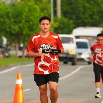 Runner Photo 8005191