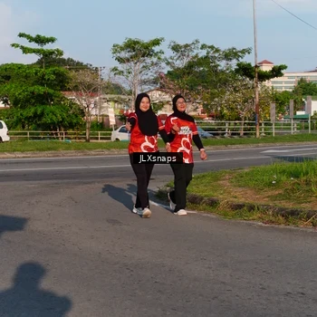 Runner Photo 8005206