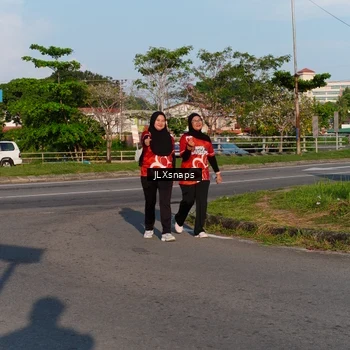 Runner Photo 8005208