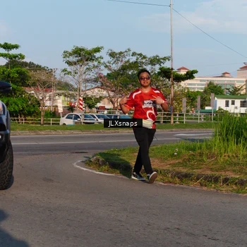 Runner Photo 8005230