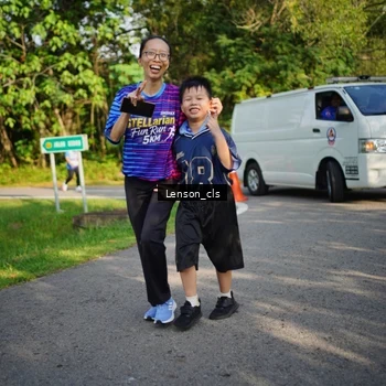 Runner Photo 8005244