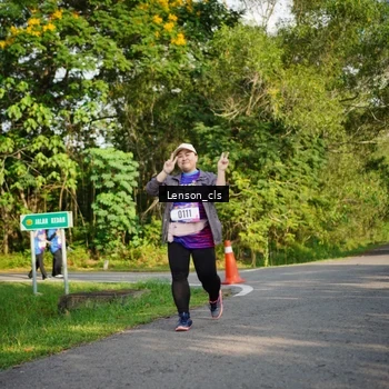Runner Photo 8005275