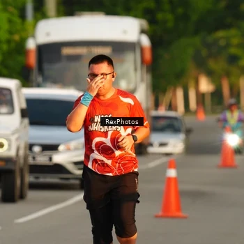 Runner Photo 8005280