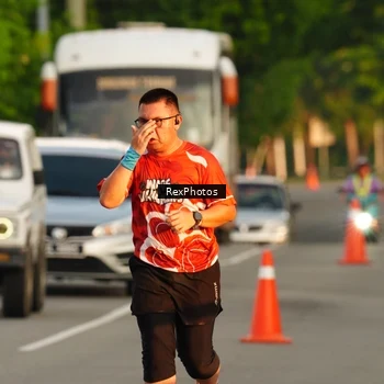 Runner Photo 8005307