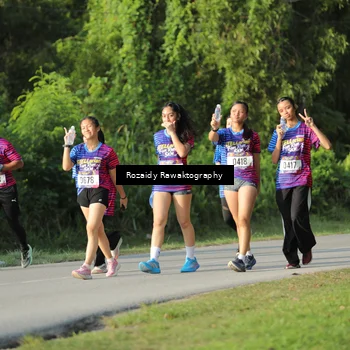 Runner Photo 8005342