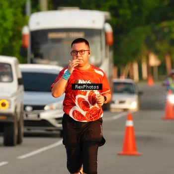 Runner Photo 8005372