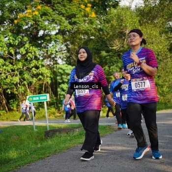 Runner Photo 8005376