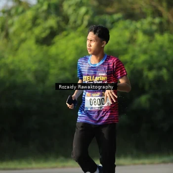 Runner Photo 8005377