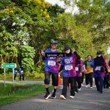 Runner Photo 8005400