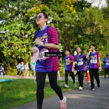 Runner Photo 8005402