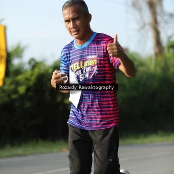 Runner Photo 8005424