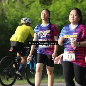 Runner Photo 8005446
