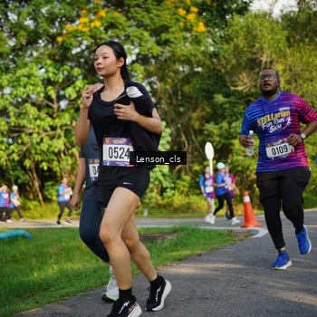 Runner Photo 8005471
