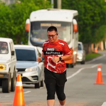 Runner Photo 8005485
