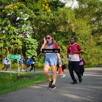 Runner Photo 8005498