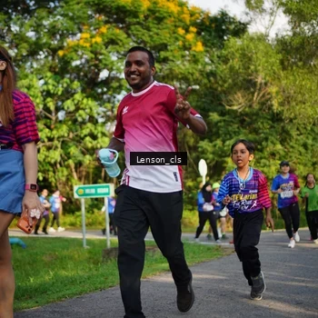 Runner Photo 8005520