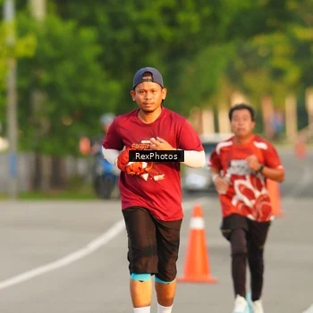 Runner Photo 8005523