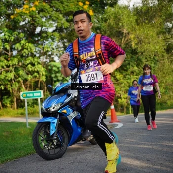 Runner Photo 8005542