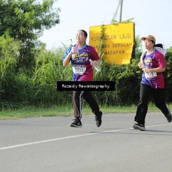 Runner Photo 8005568