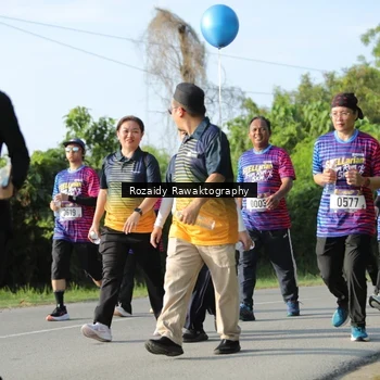Runner Photo 8005576