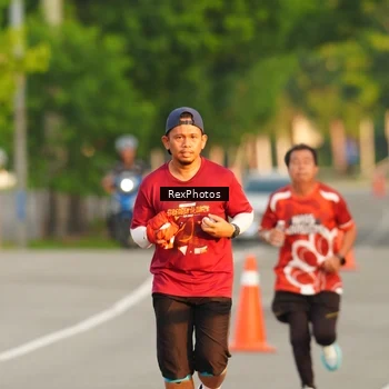 Runner Photo 8005578
