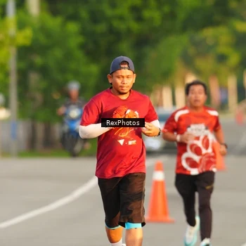 Runner Photo 8005586