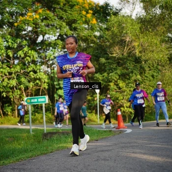 Runner Photo 8005591