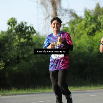 Runner Photo 8005609