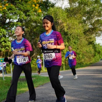 Runner Photo 8005637