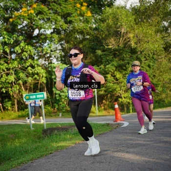 Runner Photo 8005651
