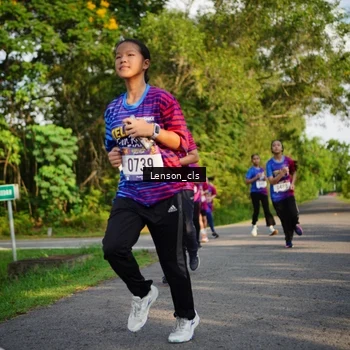 Runner Photo 8005669