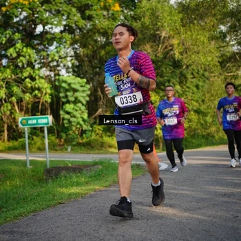 Runner Photo 8005681