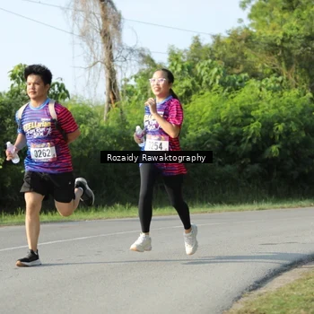 Runner Photo 8005688