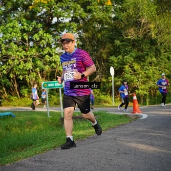 Runner Photo 8005693