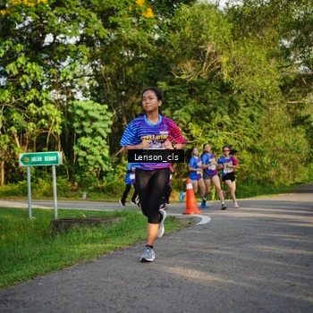 Runner Photo 8005702